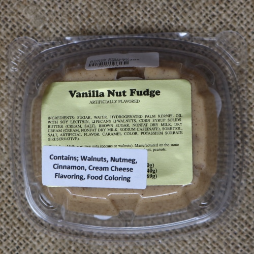 Label for Amish Country Vanilla Nut Fudge showing ingredients and allergen information.